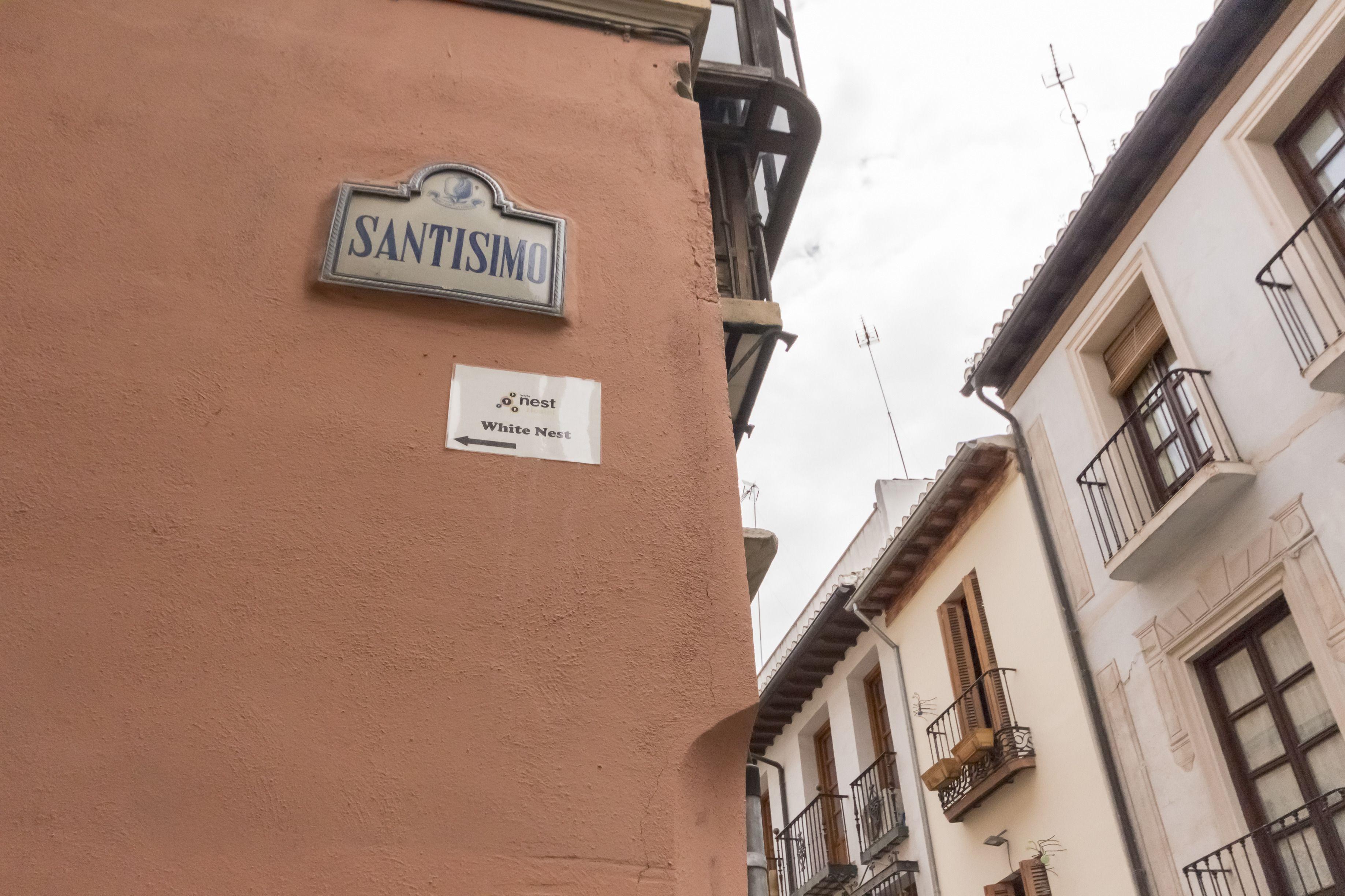 White Nest Hostel - Granada — Zdjęcia 3